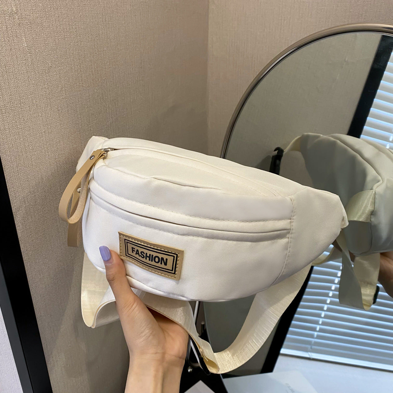 Fashion Versatile Large Capacity Women's Chest Waist Bag for Daily Outdoor Use